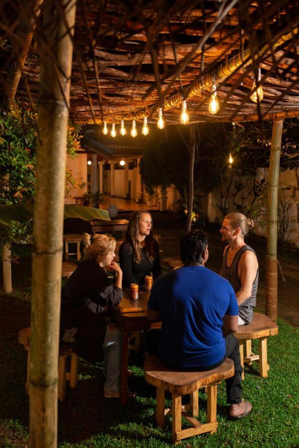 The Soul Inn Kabalana Ahangama Extérieur photo